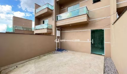 Casa com 2 Quartos à venda, 150 m² por R$ 440.000 - Jardim São João - Juiz de Fora/MG