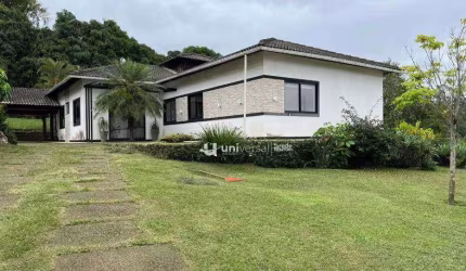 Casa com 4 Quartos à venda, 250 m² por R$ 999.900 - Pedra Bonita - Juiz de Fora/MG