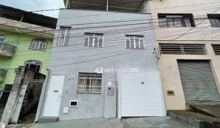 Casa com 4 quartos à venda, 235 m² por R$ 630.000 - Democrata - Juiz de Fora/MG