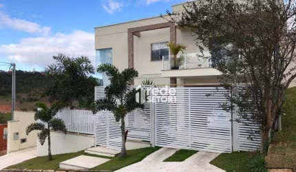 Casa com 4 dormitórios à venda, 332 m² de R$ 1.950.000 por R$1.750.000 - Spinaville - Juiz de Fora/MG