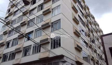 Kitnet com 1 quarto à venda, 37 m² por R$ 150.000 - São Mateus - Juiz de Fora/MG