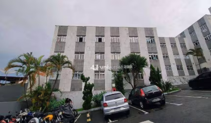 Apartamento com 2 quartos para alugar, 53 m² por R$ 800/mês - Paineiras - Juiz de Fora/MG