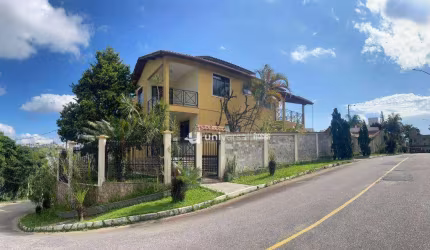 Casa com 3 quartos para alugar, 1 m² por R$ 7.466/mês - Portal da Torre - Juiz de Fora/MG