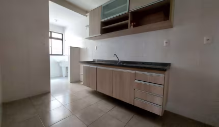 Apartamento com 2 quartos para alugar, 78 m² por R$1.600,00/mês - Centro - Juiz de Fora/MG