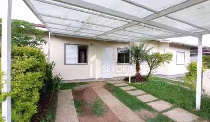 Casa com 2 Quartos, 50 m² - venda por R$ 220.000 ou aluguel por R$ 1.198/mês - Borboleta - Juiz de Fora/MG