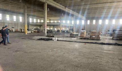Galpão, 4244 m² - venda por R$ 11.900.000,00 ou aluguel por R$ 81.836,80/mês - Distrito Industrial - Juiz de Fora/MG