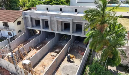 Sobrado Geminado Alto Padrão em construção no Saguaçu próximo do BONJA!