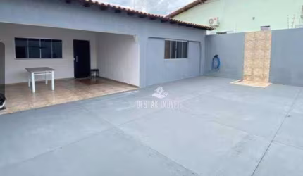 Casa com 3 quartos à venda, bairro Cidade Jardim - Uberlândia/MG