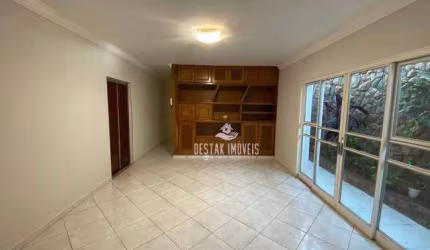 Casa com 4 quartos à venda no Bairro Fundinho - Uberlândia/MG