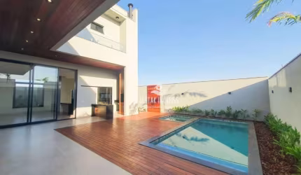 Casa com 3 quartos à venda, no Condomínio Golden Village - Jardim Sul - Uberlândia/MG