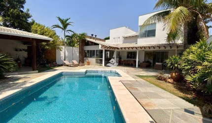 Casa com 4 quartos à venda no Bairro Jardim Karaíba - Uberlândia/MG