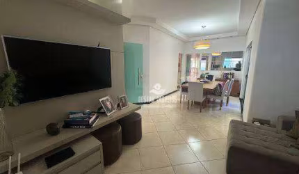 Casa com 3 quartos à venda no Bairro Jardim Patrícia - Uberlândia/MG