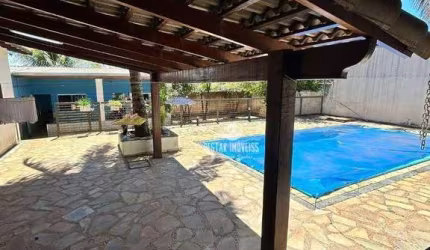 Casa com 5 quartos à venda no Bairro Cidade Jardim - Uberlândia/MG