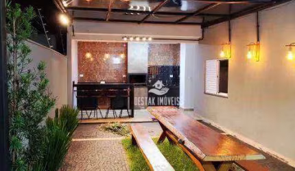 Casa com 3 dormitórios à venda, 180 m² por R$ 640.000,00 - Granada - Uberlândia/MG