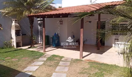 Casa com 3 quartos à venda, bairro Granada - Uberlândia/MG