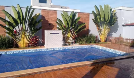 Sobrado com 4 dormitórios à venda, 300 m² por R$ 1.200.000,00 - Vida Nova - Uberlândia/MG