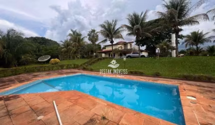 Sobrado com 4 quartos à venda, Morada do Sol - Uberlândia/MG