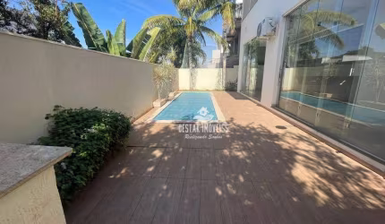 Sobrado com 4 quartos à venda, Condomínio Jardins Barcelona - Uberlândia/MG