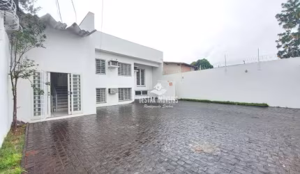 Sobrado à venda no Bairro Tubalina - Uberlândia/MG