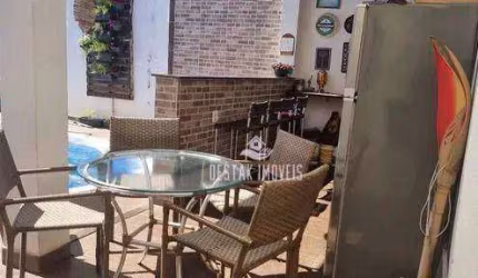 Casa com 3 quartos à venda, bairro Jardim dos Gravatás (Jockey Camping) - Uberlândia/MG