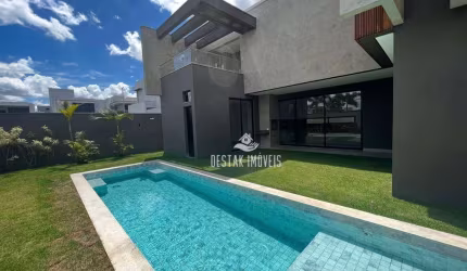 Casa com 4 quartos à venda no Condomínio Jardim Versailles - Uberlândia/MG
