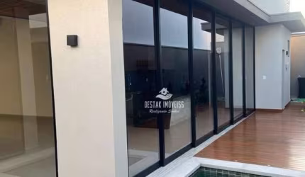 Casa com 4 quartos à venda no Condomínio Jardim Versailles - Uberlândia/MG