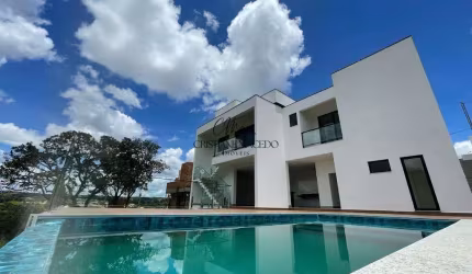 Casa luxuosa com linda vista em Condomínio Fechado em Lagoa Santa