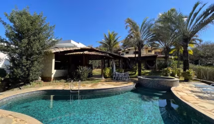 Casa luxuosa em Condomínio de alto padrão na entrada de Lagoa Santa!