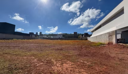 Lote planíssimo no Condomínio Alphaville em Nova Lima -  BH