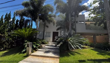 CASA LINDISSIMA! EM CONDOMINIO PONTAL DA LIBERDADE