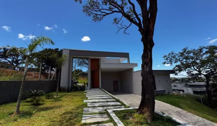 Excelente Casa em condomínio!