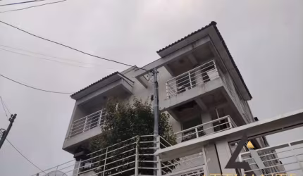 Sobrado no bairro Santa Corona