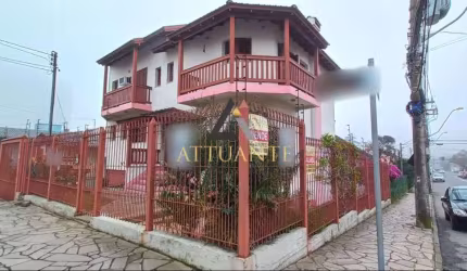 Casa com Duas Moradias Semimobiliada no bairro Bela Vista