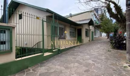 Casa Semimobiliada no bairro Madureira
