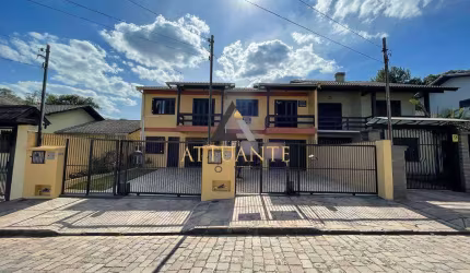 Sobrado no bairro Ana Rech