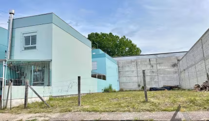 Terreno bem localizado em Ana Rech