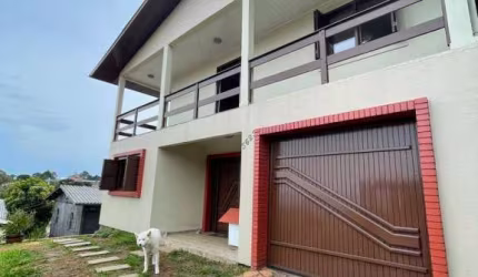 Casa com 2 Moradias - Bairro Diamantino