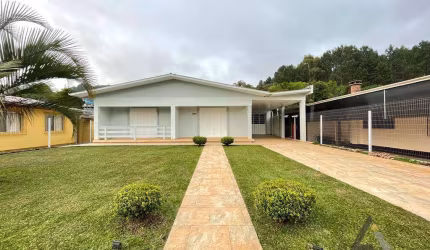 CASA NO CENTRO DE FAZENDA SOUZA -  CAXIAS DO SUL