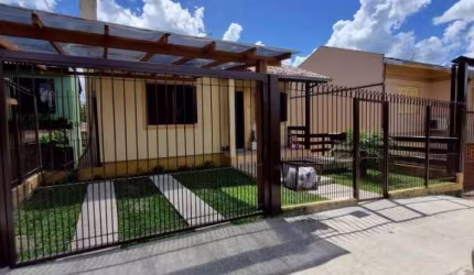 Casa com Pátio -  Bairro Desvio Rizzo
