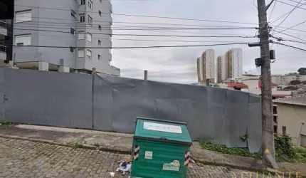 Terreno no bairro Cristo Redentor