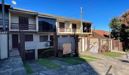 Sobrado semi mobiliado - Bairro Kayser