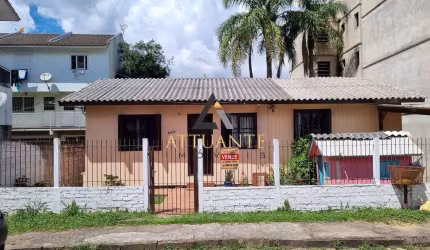 Casa com pátio no Bairro Cidade Nova