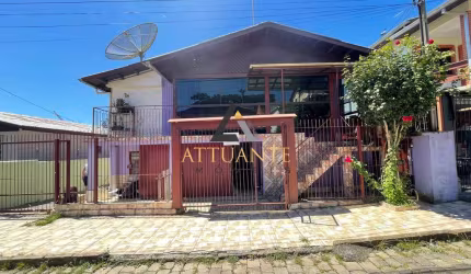 Excelente casa mista - Bairro Serrano