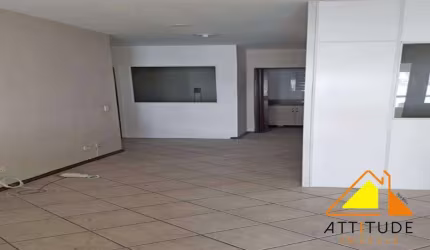 Sala Comercial à Venda no Centro em São Bernardo do Campo.