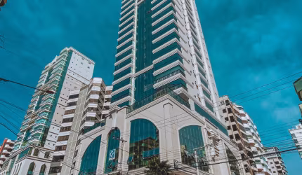 04 SUÍTES EM EXCELENTE LOCALIZAÇÃO/Meia Praia