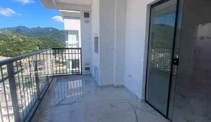 Apartamento de 3 suítes em 64 vezes para pagar ! em meia praia