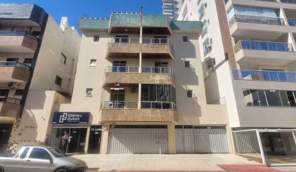 Apartamento Mobiliado à Venda na Praia do Morro em Guarapari ES com Área Externa Privativa com Excelente Localização