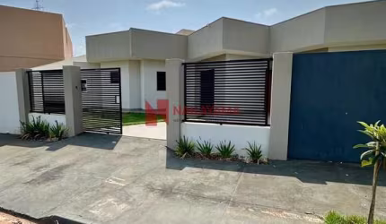 Casa à venda no bairro Jardim Nobre - Rolândia/PR