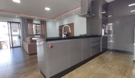 Casa de Alto Padrão com 4 dormitórios à venda, 220 m² por R$ 1.100.000 - Praia Do Meio (Ens Brito) - Palhoça/SC
