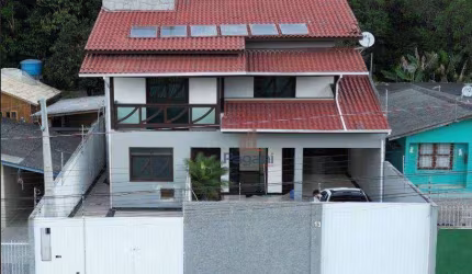 Casa com 8 dormitórios à venda, 356 m² por R$ 950.000,00 - Caminho Novo - Palhoça/SC